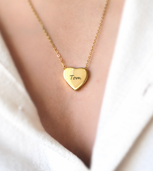 Collar ánfora para cenizas – Amor